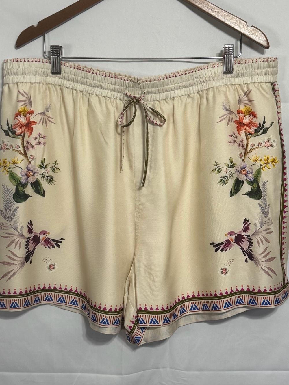 Johnny Was Jade XXL Mayvis Willah Floral Print Silk Blend Pull On Shorts Luxury
